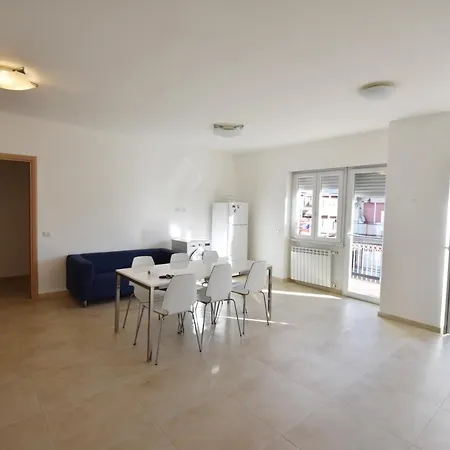 Al Dieci Guest house *